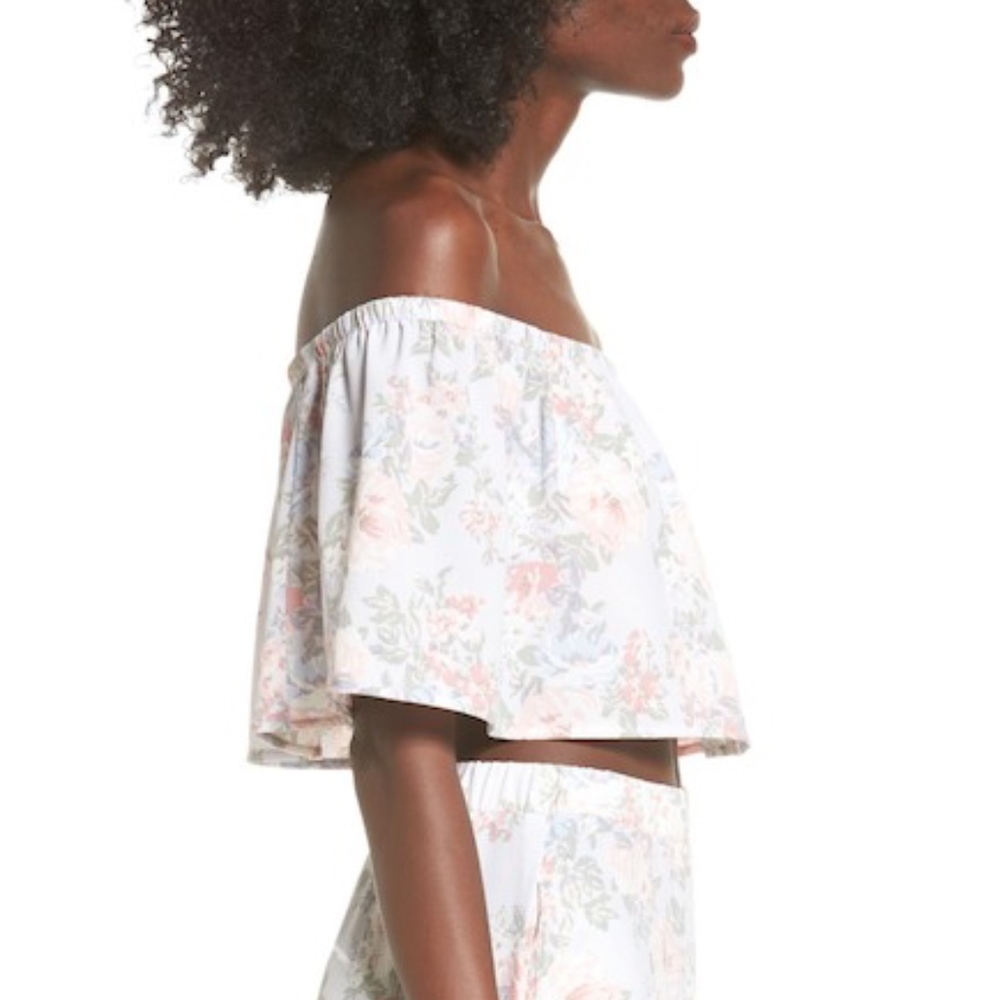 WAYF Off the Shoulder Crop Top Size Medium Floral - Picture 4 of 8